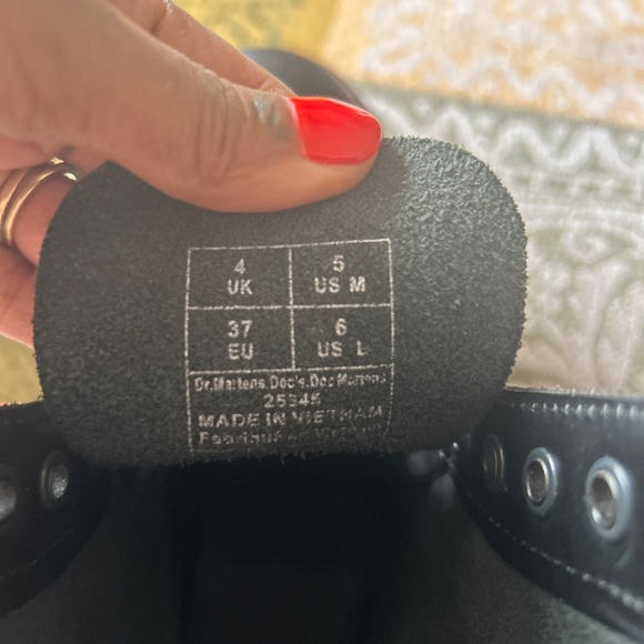 Dr Martens - Picture 5 of 5